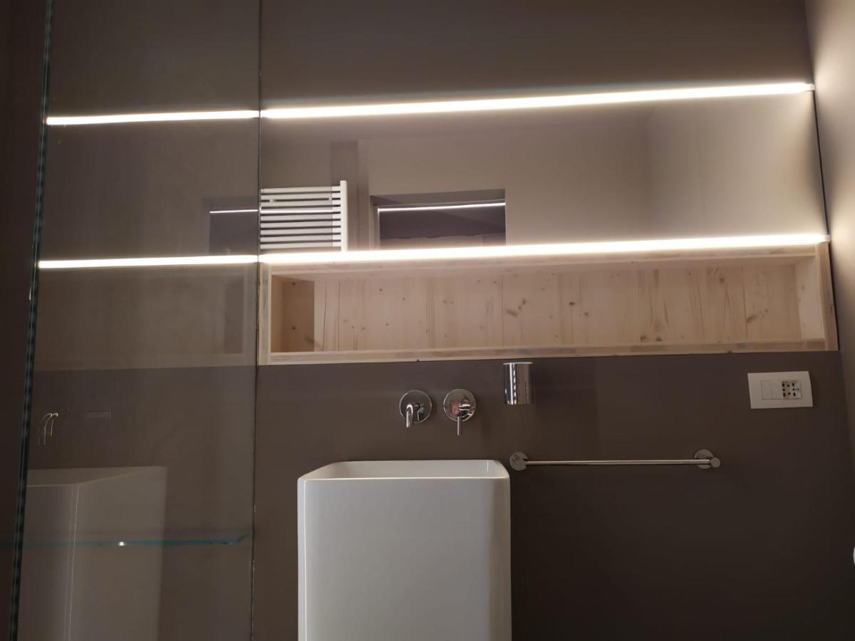Spazio Luna Milan Luaran gambar